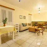 Lenna's Zante Vasilikí